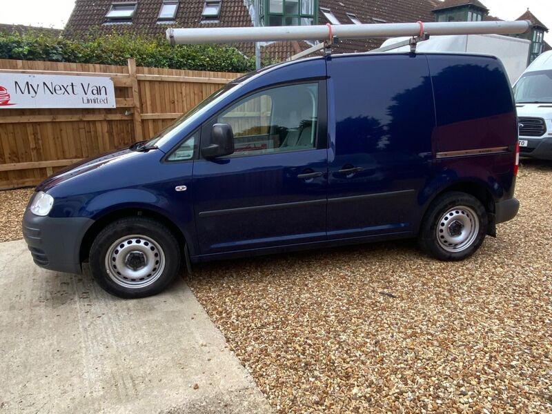 VOLKSWAGEN CADDY