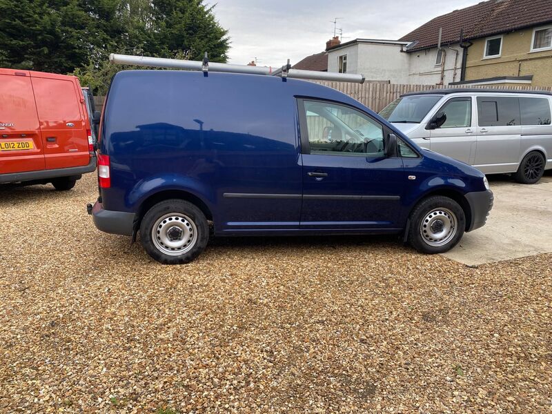 VOLKSWAGEN CADDY