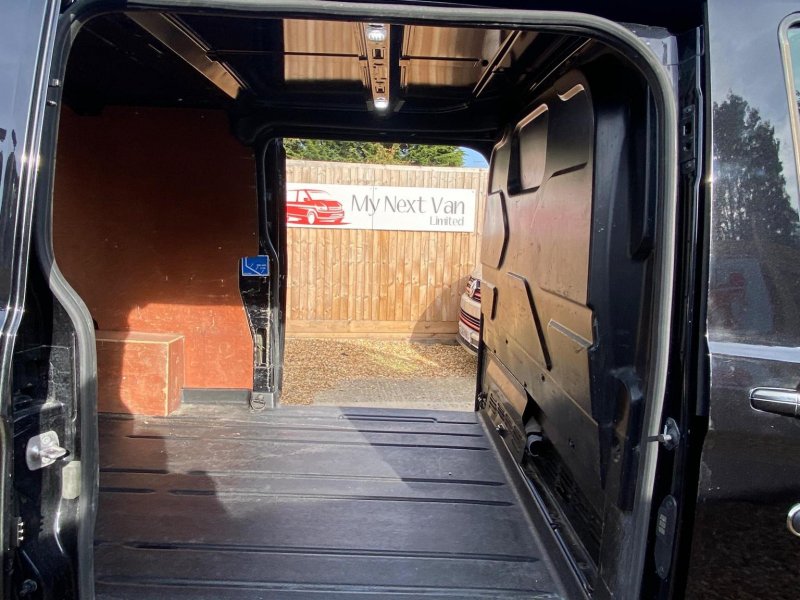 FORD TRANSIT CUSTOM
