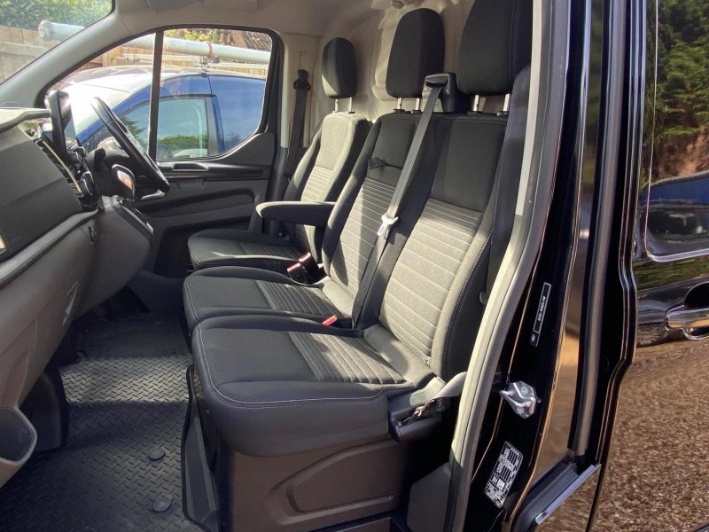 FORD TRANSIT CUSTOM