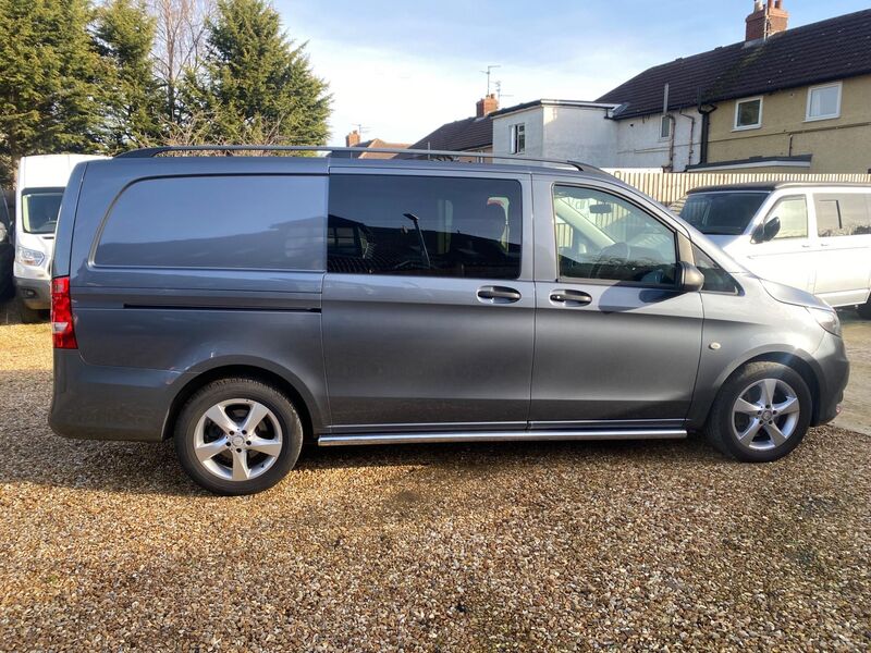 MERCEDES-BENZ VITO