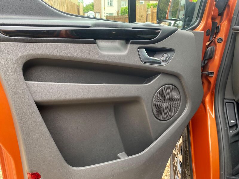 FORD TRANSIT CUSTOM