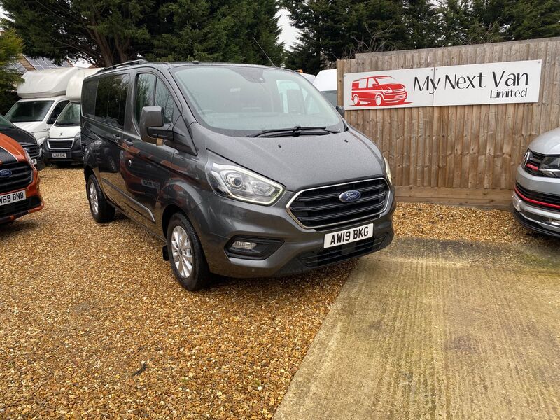 View FORD TRANSIT CUSTOM 2.0 300 EcoBlue Limited Crew Van Auto L1 H1 Euro 6 (s/s) 5dr (6 Seat)