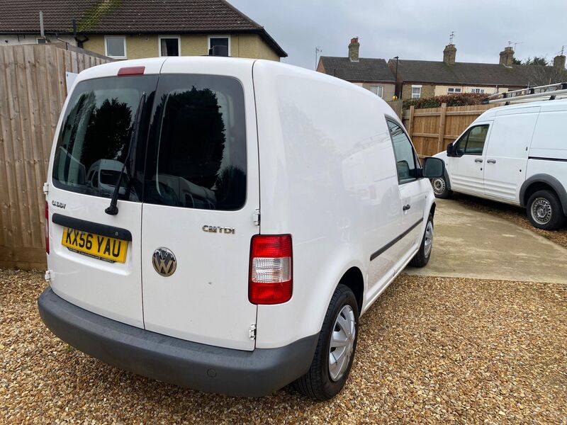 VOLKSWAGEN CADDY