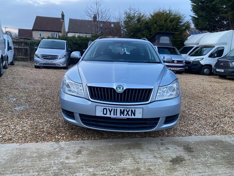 View SKODA OCTAVIA 1.6 TDI S Euro 5 5dr