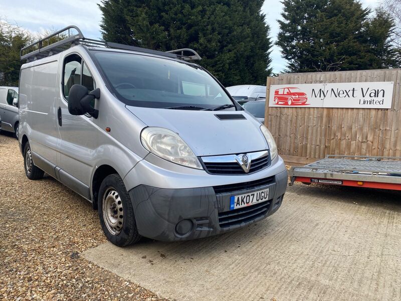 VAUXHALL VIVARO