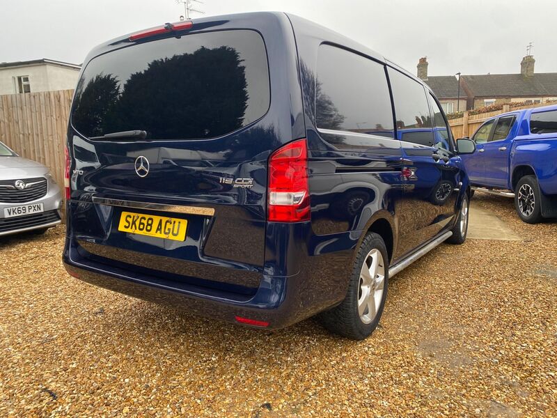 MERCEDES-BENZ VITO
