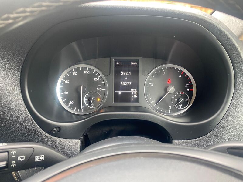 MERCEDES-BENZ VITO