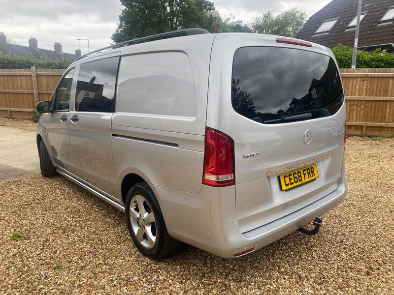 MERCEDES-BENZ VITO