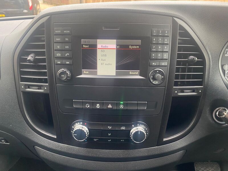 MERCEDES-BENZ VITO