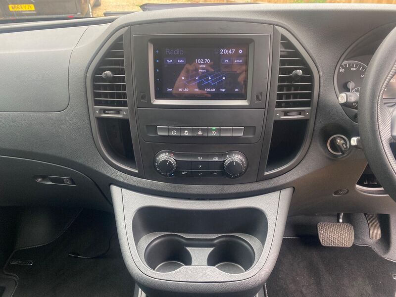 MERCEDES-BENZ VITO