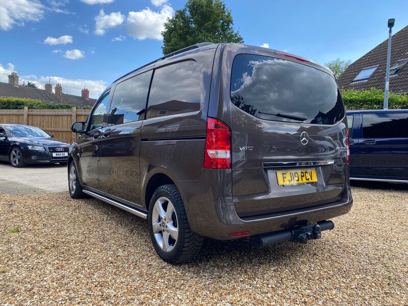 MERCEDES-BENZ VITO