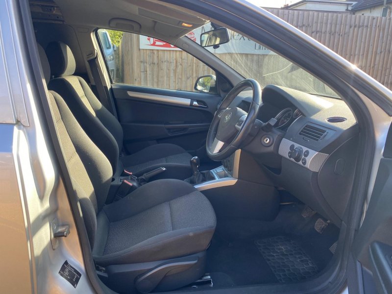 VAUXHALL ASTRA VAN