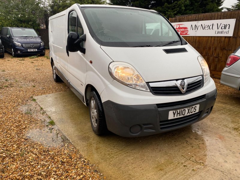 View VAUXHALL VIVARO 2.0 2900 CDTi FWD L3 4dr