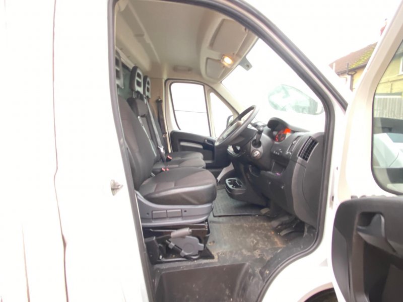 PEUGEOT BOXER