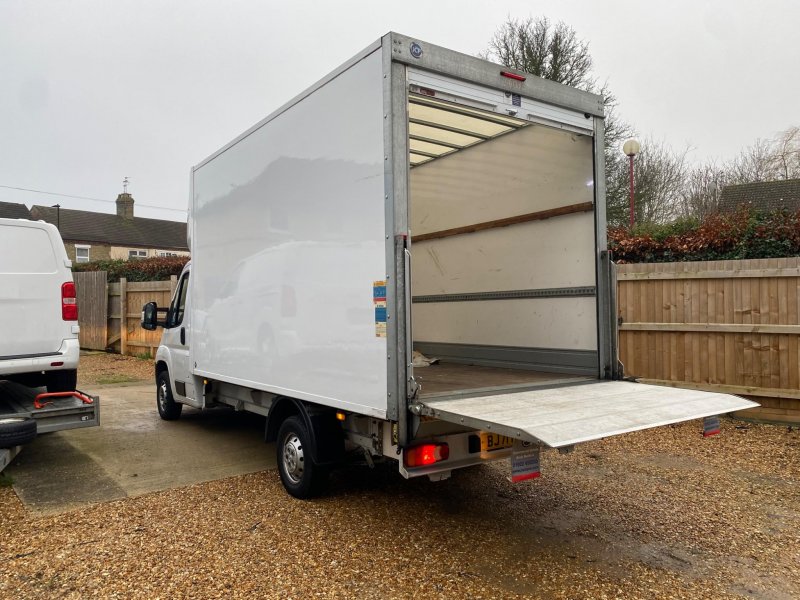 PEUGEOT BOXER