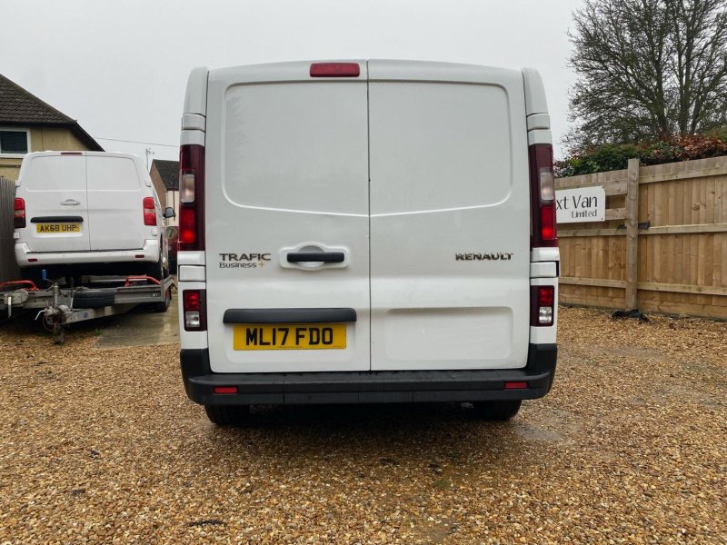 RENAULT TRAFIC