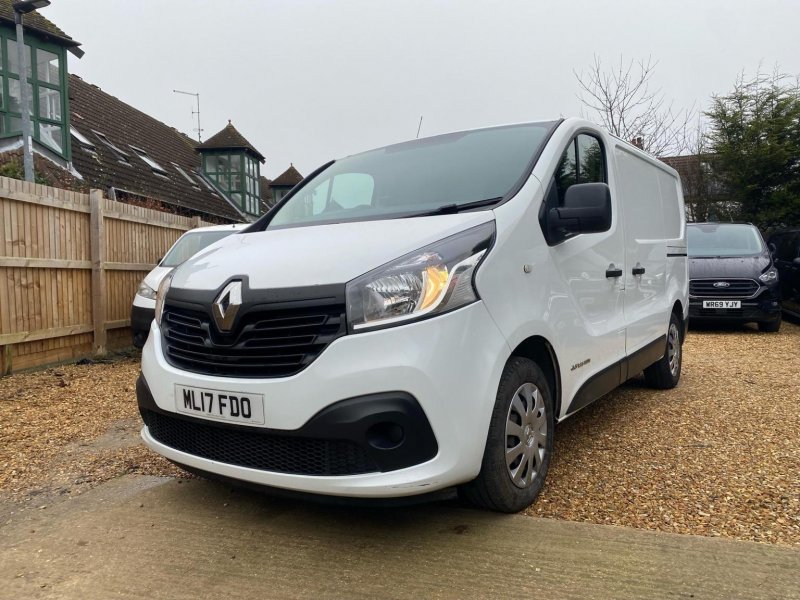 RENAULT TRAFIC