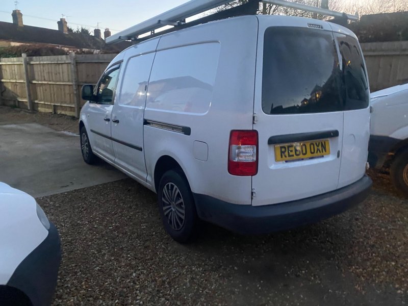 VOLKSWAGEN CADDY MAXI
