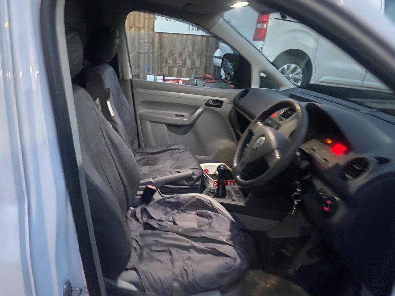 VOLKSWAGEN CADDY MAXI