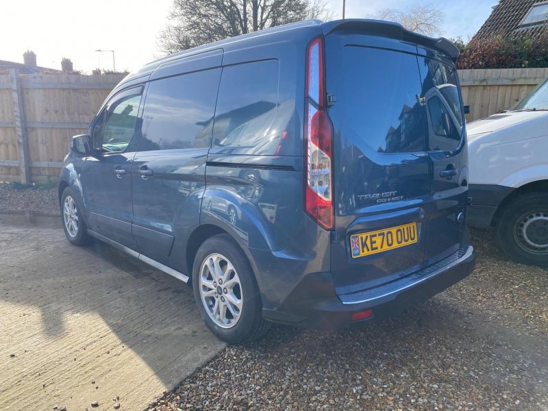 FORD TRANSIT CONNECT