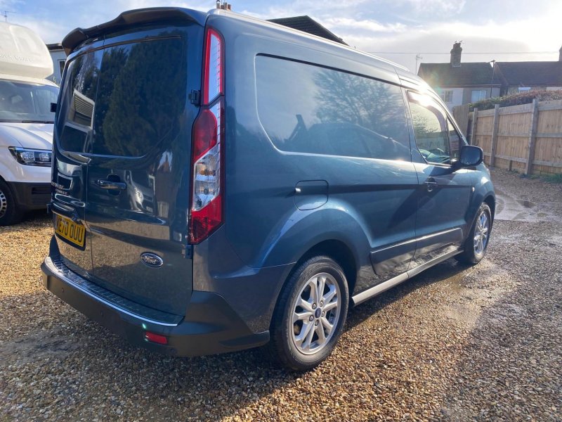 FORD TRANSIT CONNECT