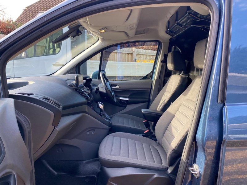 FORD TRANSIT CONNECT