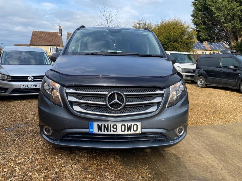 MERCEDES-BENZ VITO