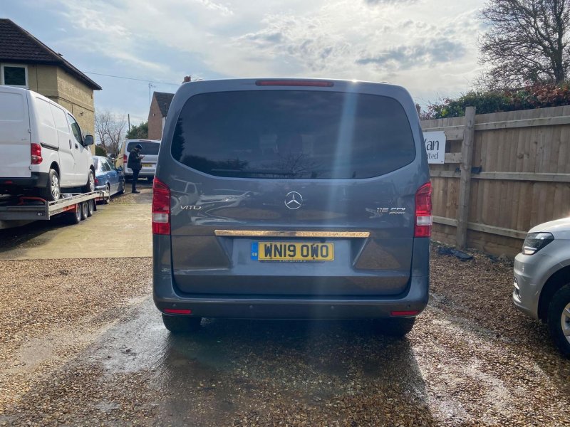 MERCEDES-BENZ VITO