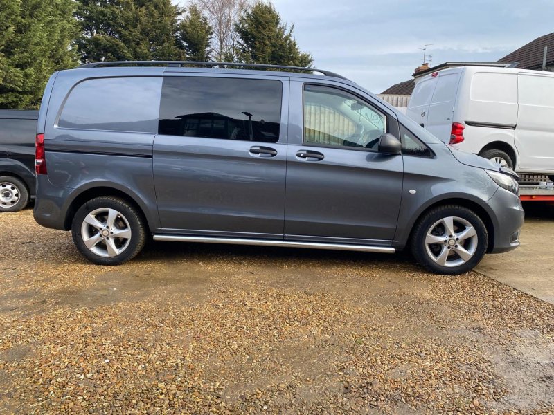MERCEDES-BENZ VITO