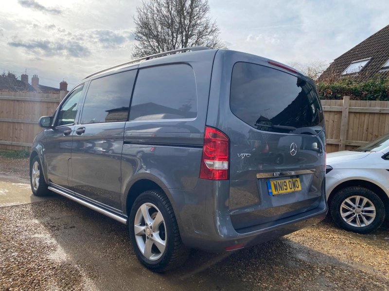 MERCEDES-BENZ VITO