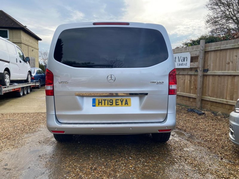 MERCEDES-BENZ VITO