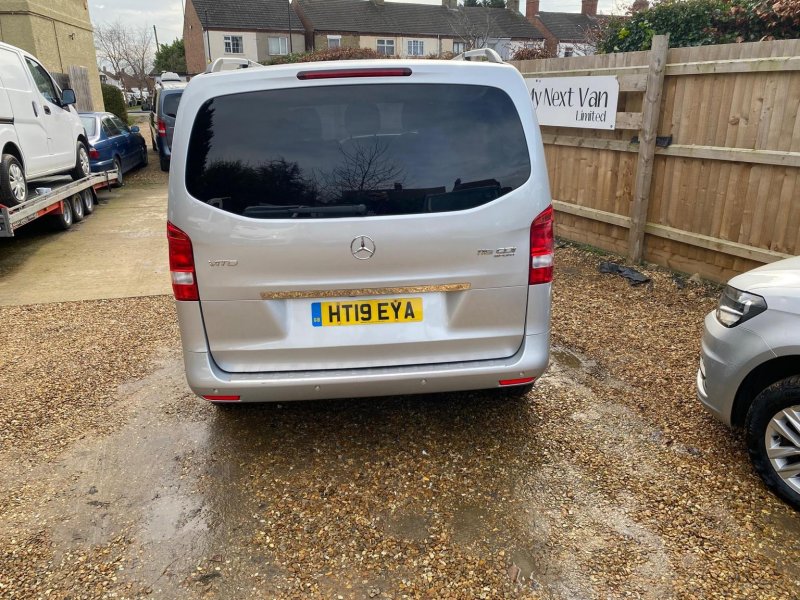 MERCEDES-BENZ VITO
