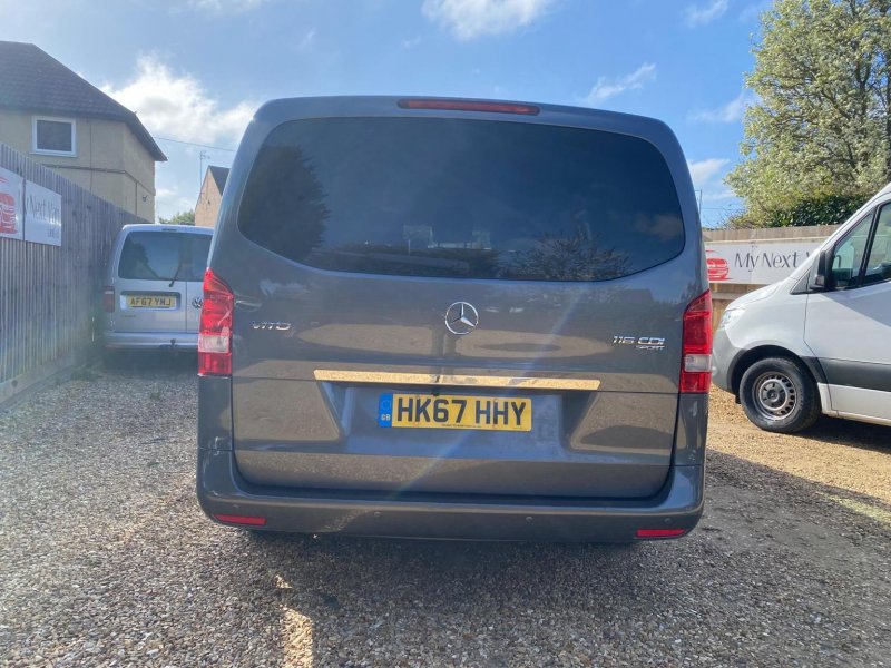 MERCEDES-BENZ VITO