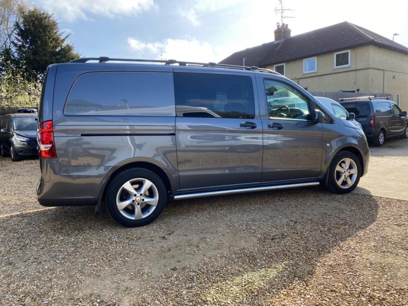MERCEDES-BENZ VITO