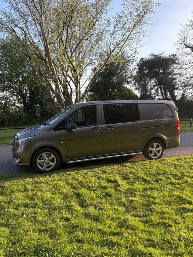 View MERCEDES-BENZ VITO 2.1 119 CDI BlueTEC Sport Crew Van G-Tronic+ RWD L2 Euro 6 (s/s) 5dr (LWB)