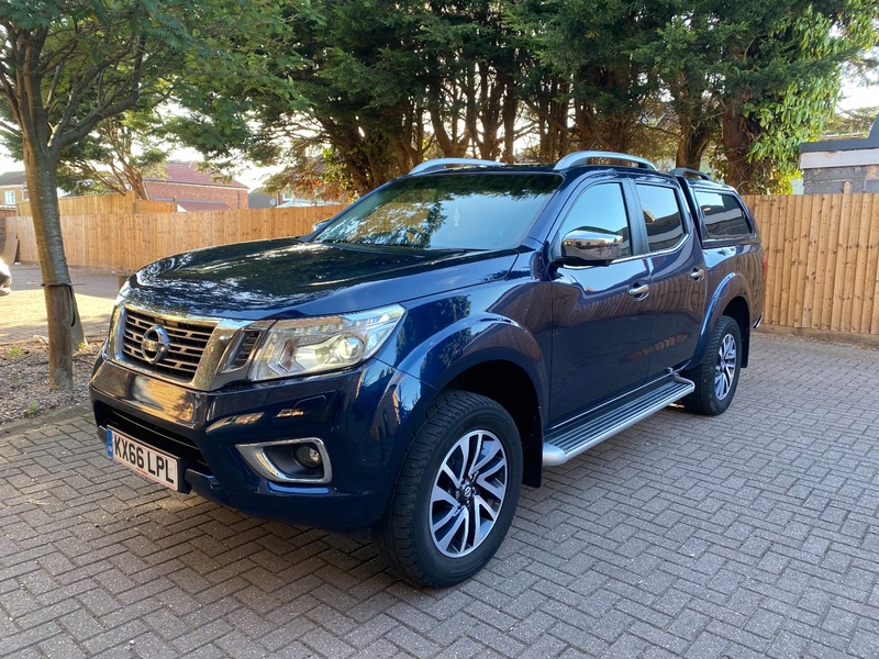 View NISSAN NAVARA DCI TEKNA 4X4 SHR DCB, FNSH-1 OWNER-SAT NAV-HEATED SEATS