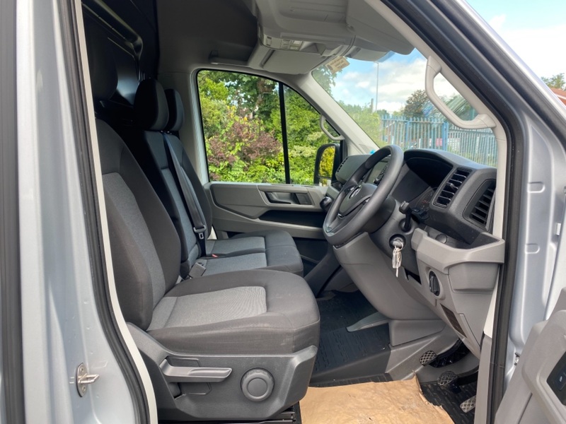 VOLKSWAGEN CRAFTER
