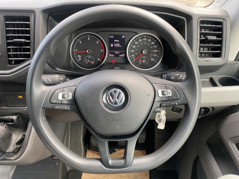 VOLKSWAGEN CRAFTER