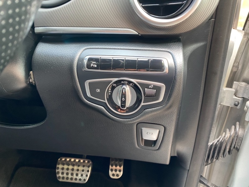 MERCEDES-BENZ V CLASS