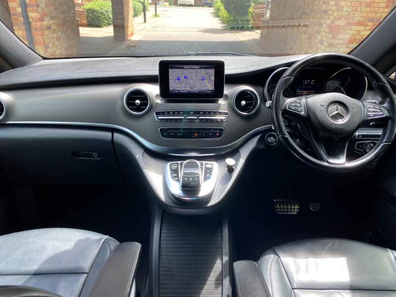 MERCEDES-BENZ V CLASS