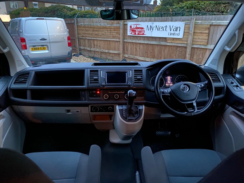 VOLKSWAGEN TRANSPORTER