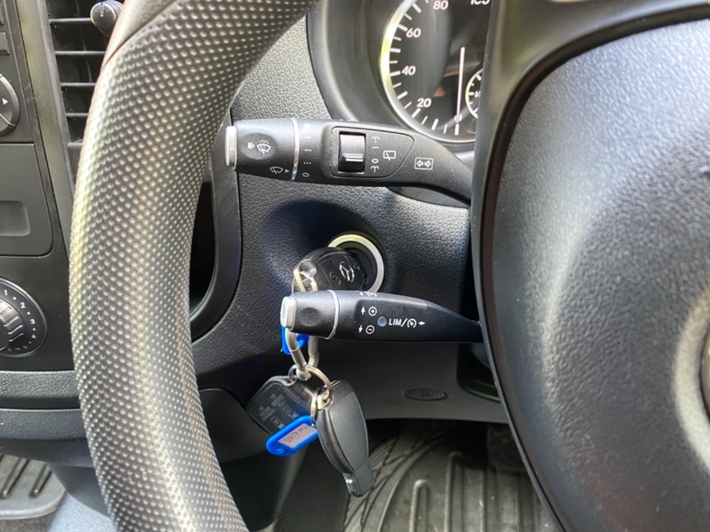MERCEDES-BENZ VITO