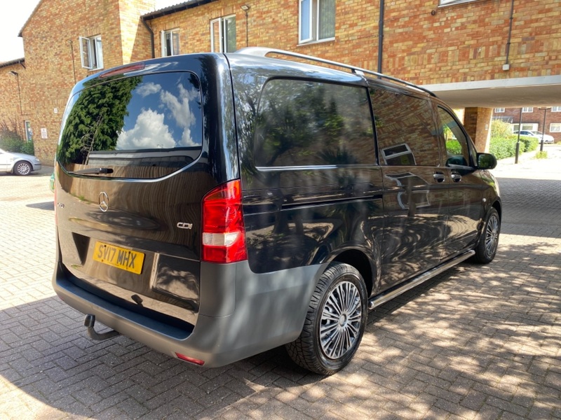 MERCEDES-BENZ VITO
