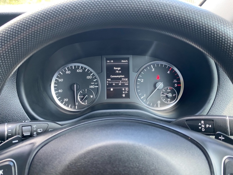 MERCEDES-BENZ VITO