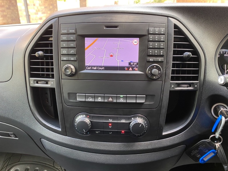 MERCEDES-BENZ VITO