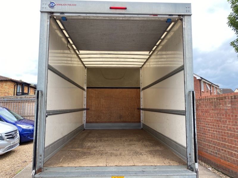 VOLKSWAGEN CRAFTER