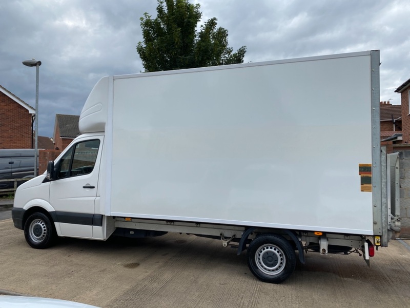 VOLKSWAGEN CRAFTER