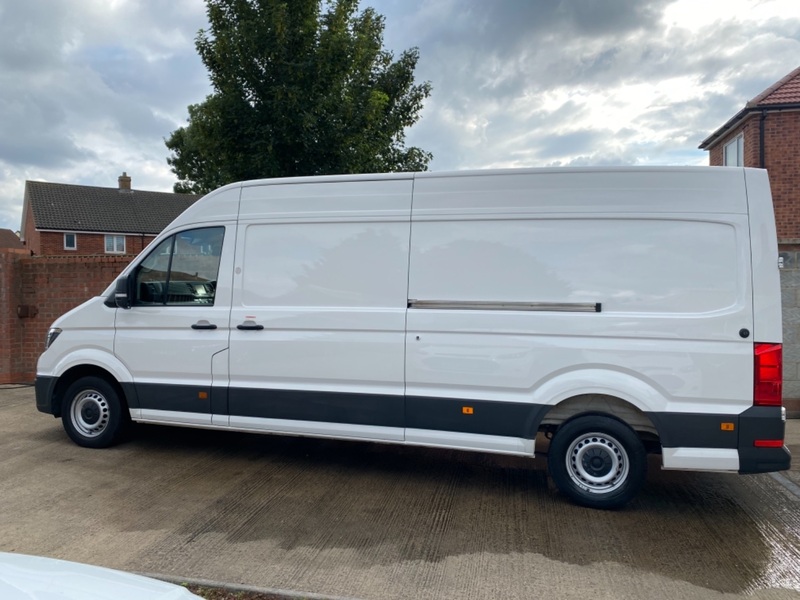 VOLKSWAGEN CRAFTER