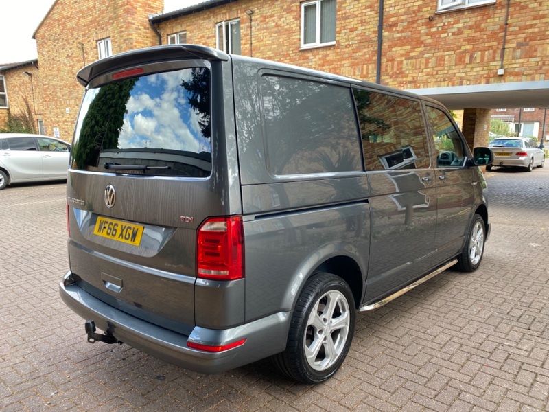 VOLKSWAGEN TRANSPORTER